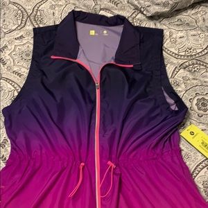 BNWT Large Xersion Spink Ombré Sleeveless Jacket